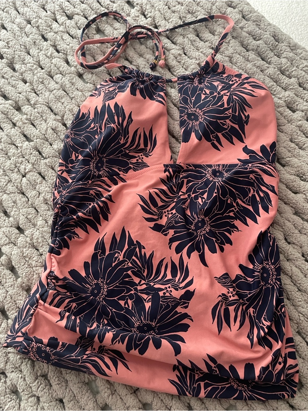 Ann Taylor Loft Beach Medium Floral Keyhole Halter Tankini Top in Coral and Navy